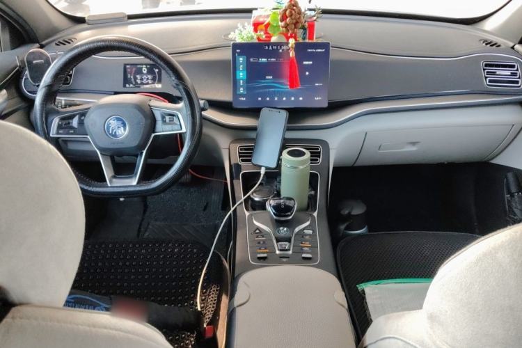 Used BYD Qin PLUS 2021 DM-i 55KM Flagship Model Center Console