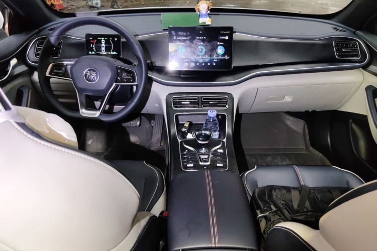 Used BYD Qin PLUS 2021 DM-i 55KM Flagship Model Center Console