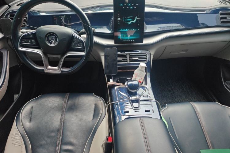 Used BYD Qin PLUS 2021 EV 400KM Luxury Model Center Console