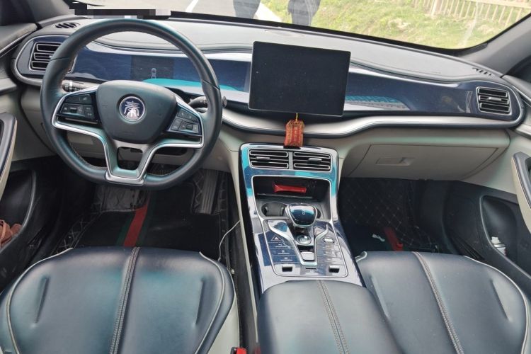 Used BYD Qin PLUS 2021 EV 400KM Luxury Model Center Console