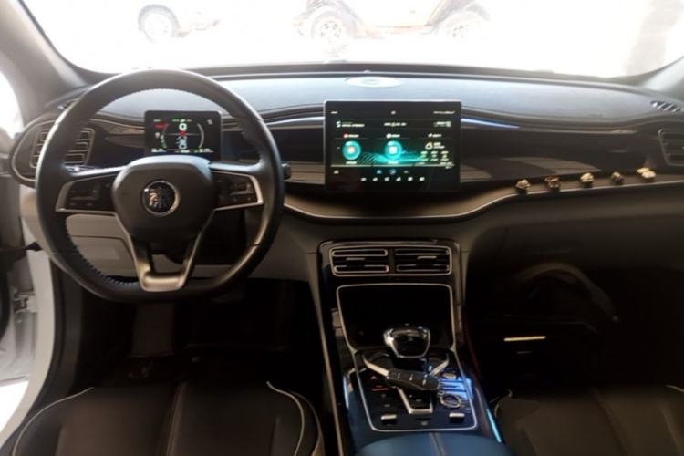 Used BYD Qin PLUS 2021 DM-i 55KM Flagship Model Center Console