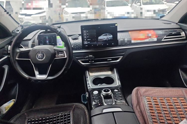 Used BYD Qin PLUS 2021 EV 420KM Commuter Edition Center Console
