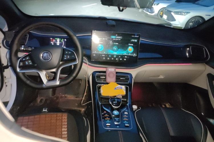 Used BYD Qin PLUS 2021 DM-i 120KM Flagship Model Center Console