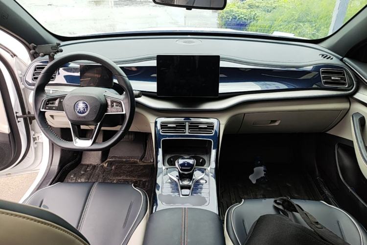 Used BYD Qin PLUS 2021 DM-i 55KM Prestige Model Center Console