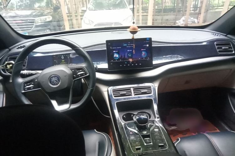 Used BYD Qin PLUS 2021 DM-i 120KM Prestige Model Center Console