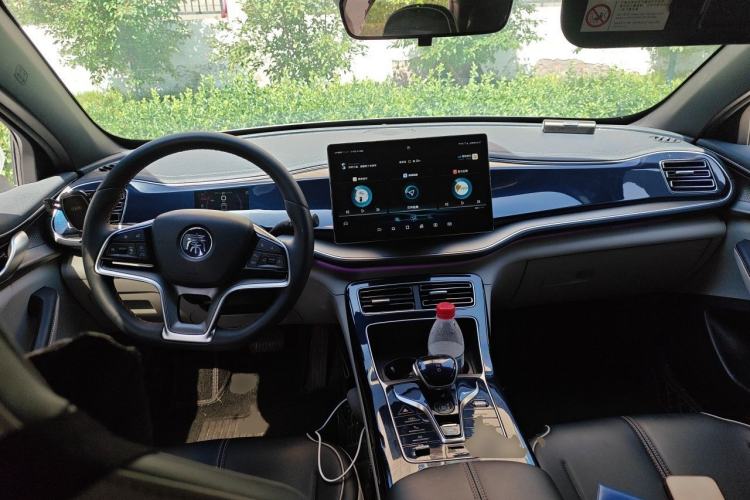 Used BYD Qin PLUS 2021 EV 500KM Premium Model Center Console