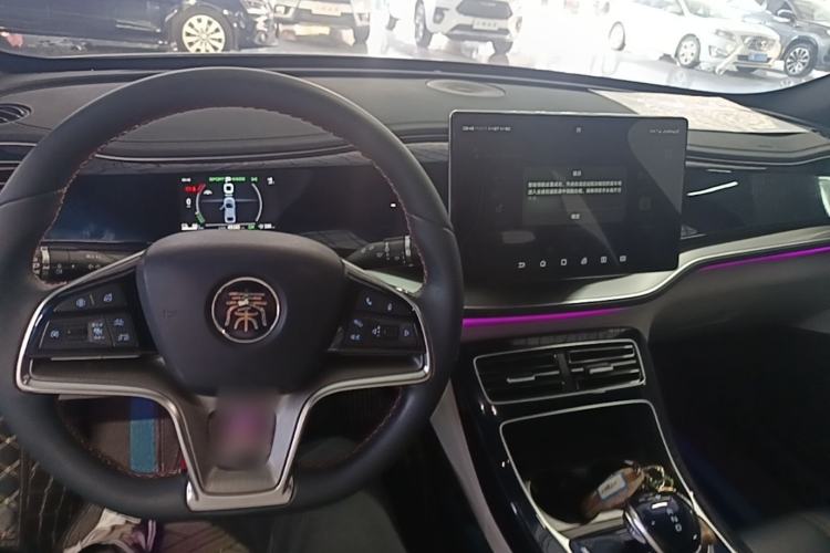 Used BYD Qin PLUS 2021 EV 500KM Premium Model Center Console