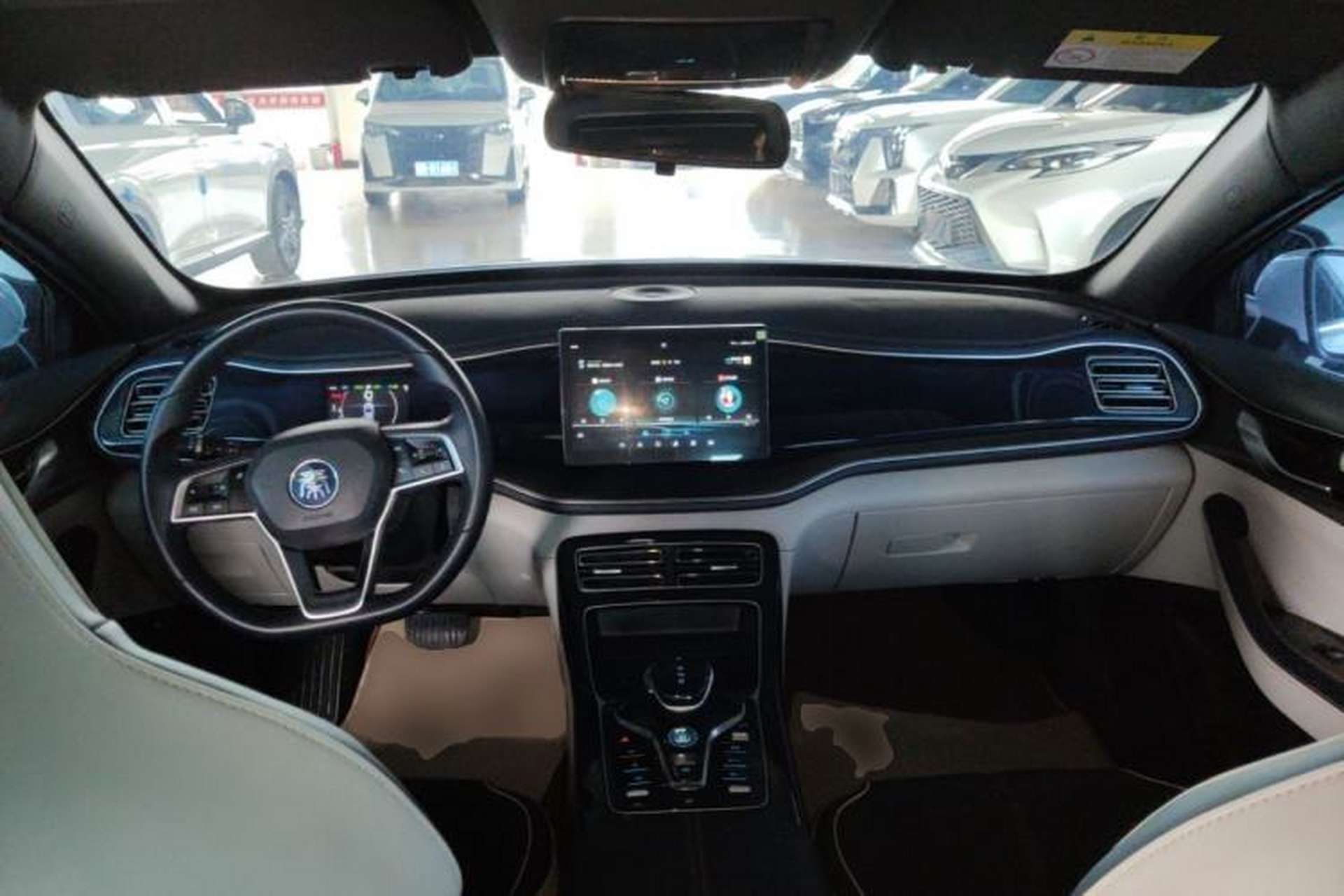 Used BYD Qin PLUS 2021 DM-i 55KM Flagship Model Center Console