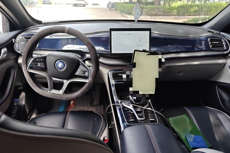 Used BYD Qin PLUS 2021 DM-i 120KM Flagship Model Center Console