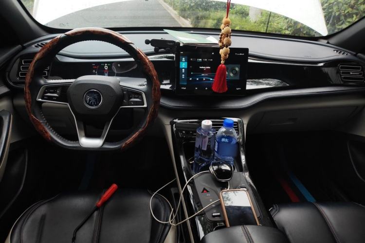 Used BYD Qin PLUS 2021 DM-i 55KM Prestige Model Center Console