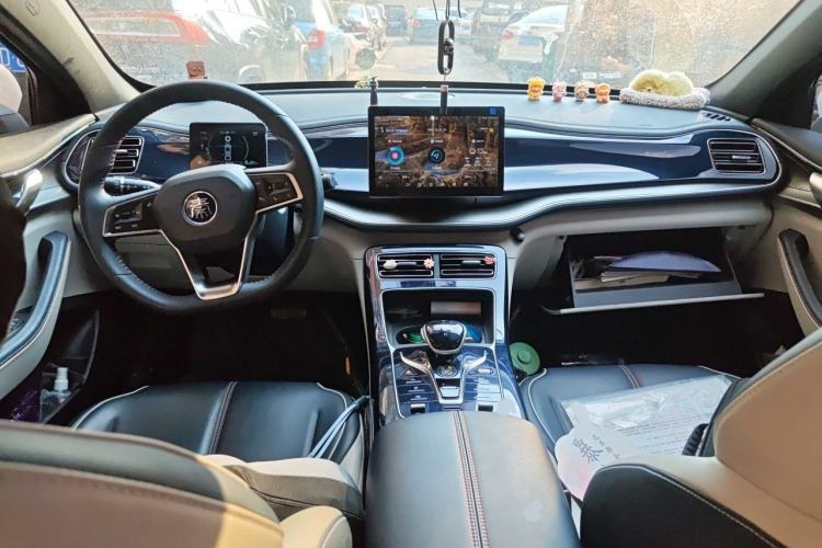Used BYD Qin PLUS 2021 DM-i 55KM Flagship Model Center Console