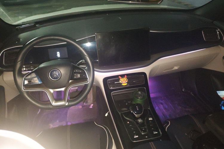 Used BYD Qin PLUS 2021 EV 500KM Premium Model Center Console