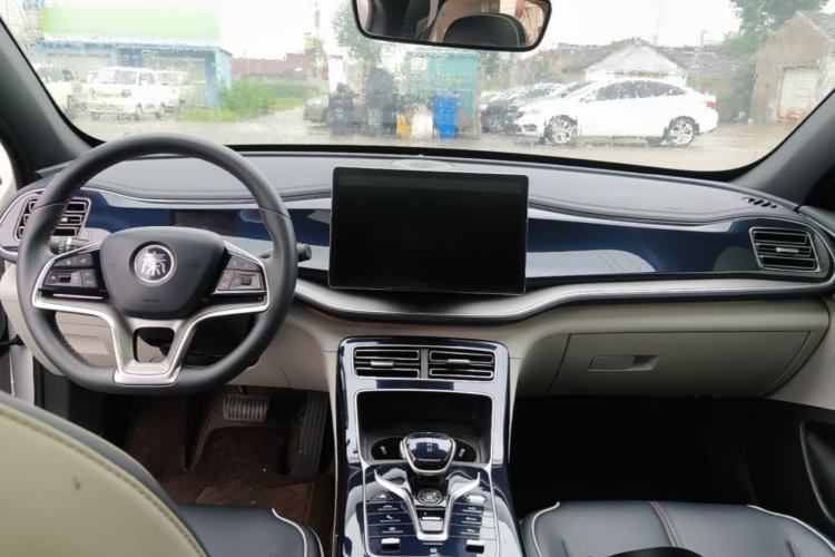 Used BYD Qin PLUS 2021 EV 500KM Premium Model Center Console