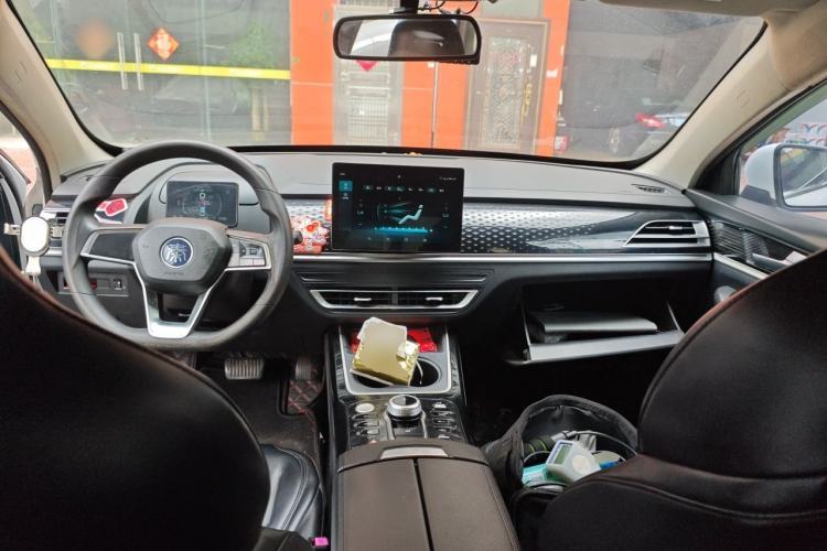 Used BYD Qin PLUS 2021 EV 420KM Commuter Edition Center Console