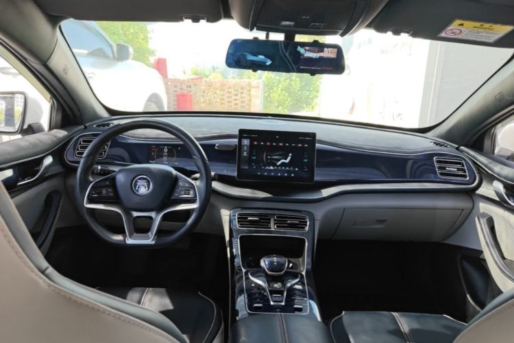 Used BYD Qin PLUS 2021 EV 400KM Luxury Model Center Console