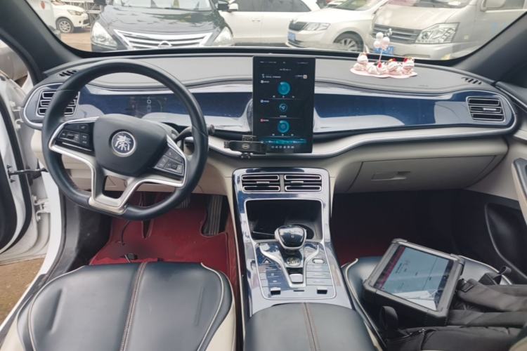 Used BYD Qin PLUS 2021 EV 400KM Luxury Model Center Console