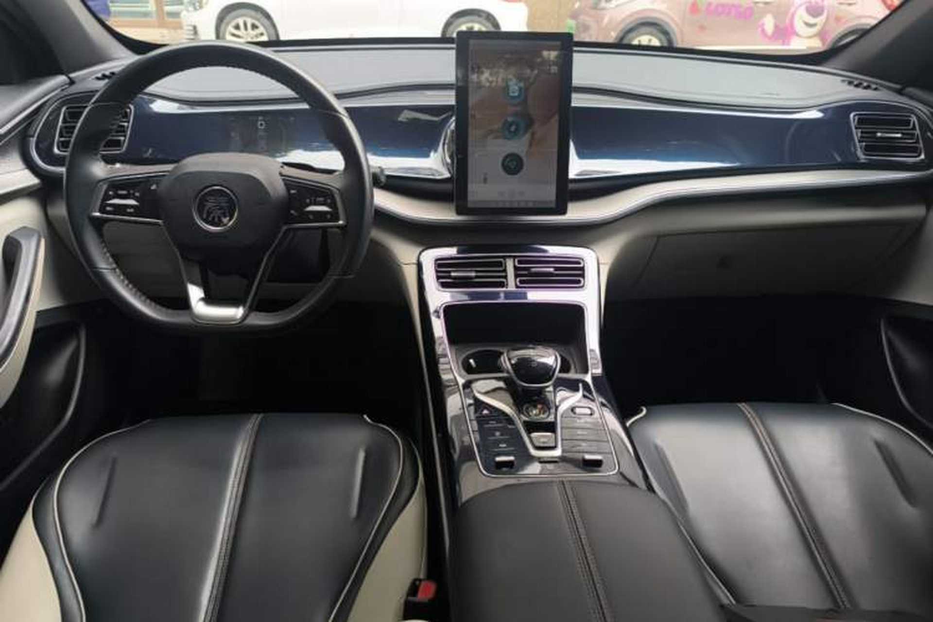 Used BYD Qin PLUS 2021 DM-i 55KM Flagship Model Center Console