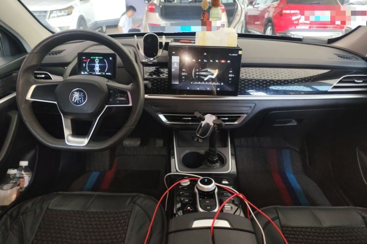 Used BYD Qin PLUS 2021 EV 420KM Commuter Edition Center Console