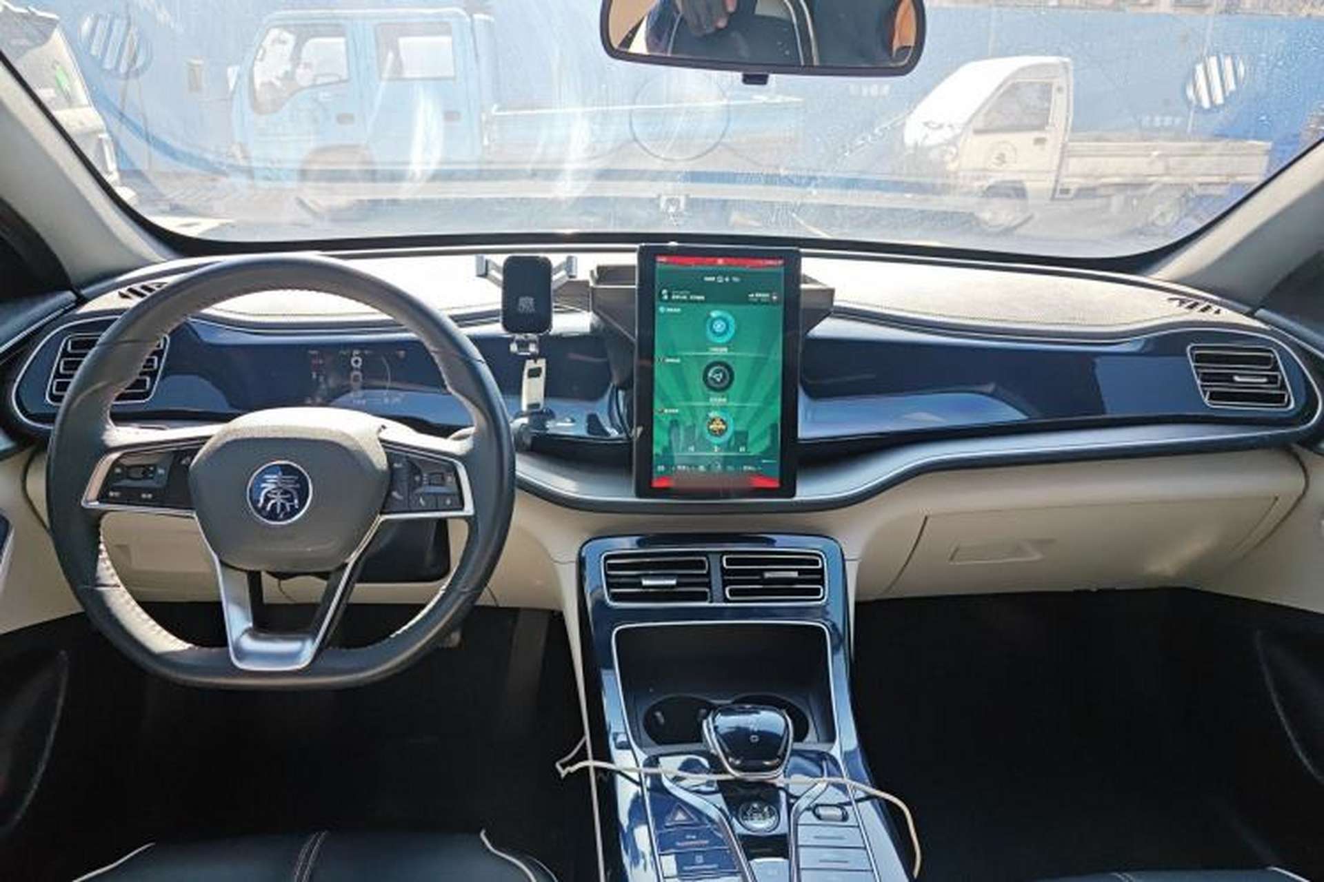 Used BYD Qin PLUS 2021 DM-i 120KM Prestige Model Center Console