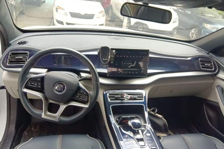 Used BYD Qin PLUS 2021 EV 400KM Luxury Model Center Console