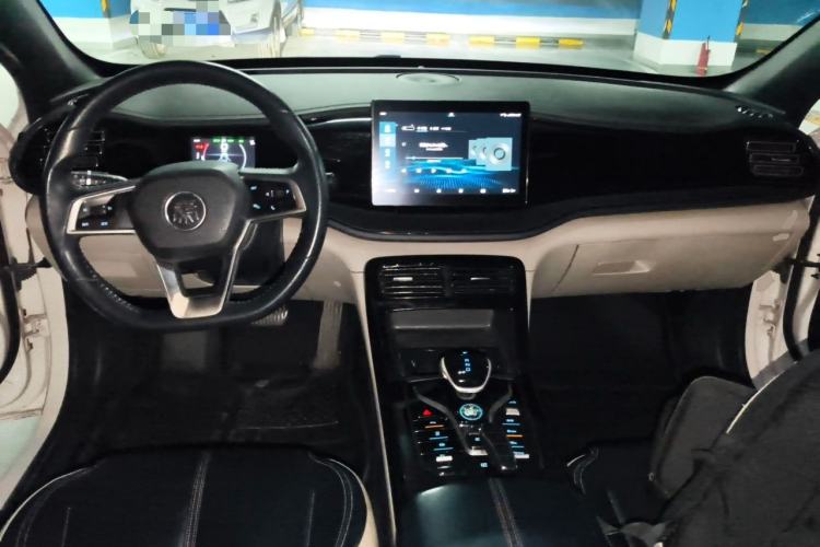 Used BYD Qin PLUS 2021 DM-i 55KM Prestige Model Center Console