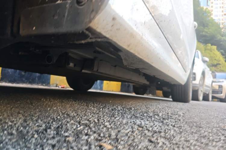 Used BYD Qin PLUS 2021 DM-i 120KM Prestige Model Chassis Front Left