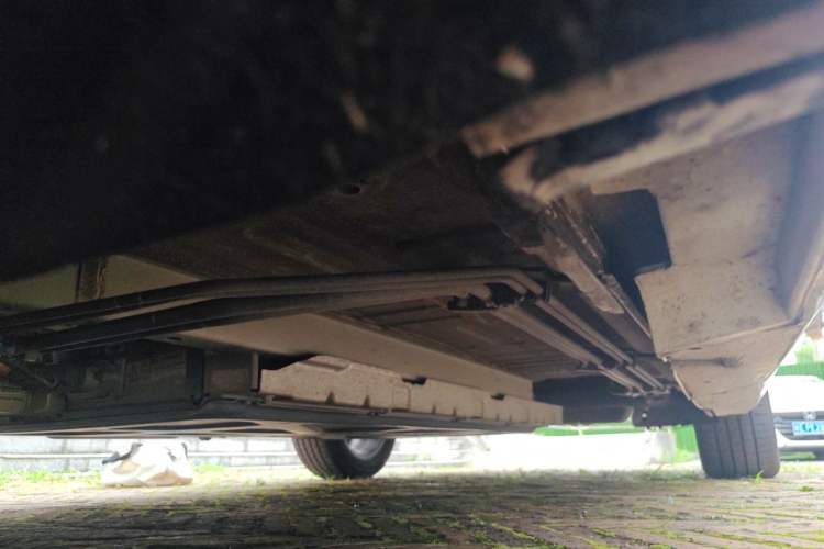 Used BYD Qin PLUS 2021 DM-i 55KM Flagship Model Chassis Front Left