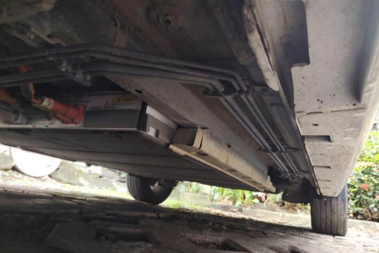 Used BYD Qin PLUS 2021 DM-i 120KM Prestige Model Chassis Front Left