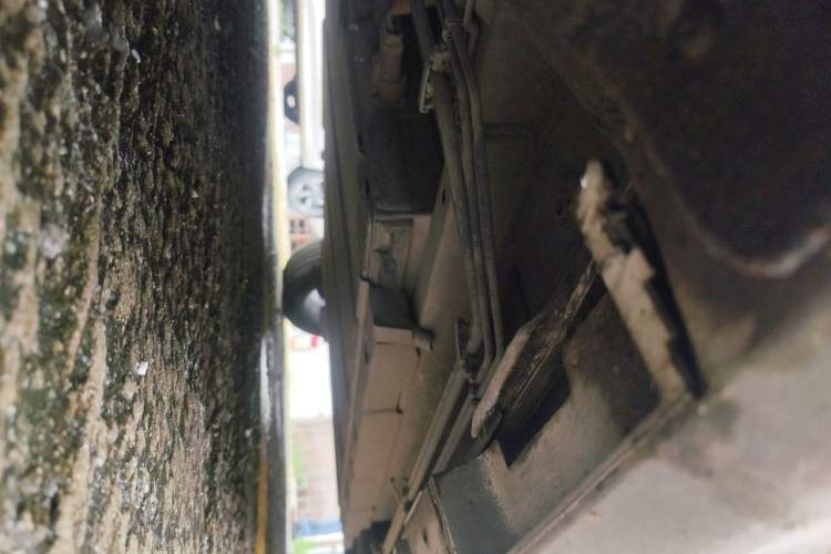 Used BYD Qin PLUS 2021 DM-i 120KM Flagship Model Chassis Front Left
