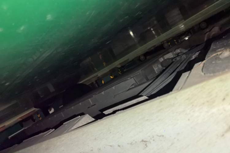 Used BYD Qin PLUS 2021 DM-i 55KM Flagship Model Chassis Front Left