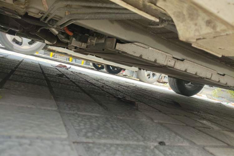 Used BYD Qin PLUS 2021 DM-i 55KM Flagship Model Chassis Front Left