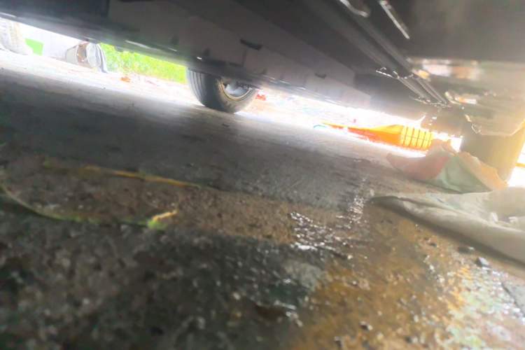 Used BYD Qin PLUS 2021 DM-i 55KM Flagship Model Chassis Front Left