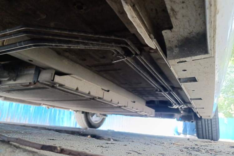 Used BYD Qin PLUS 2021 DM-i 55KM Flagship Model Chassis Front Left