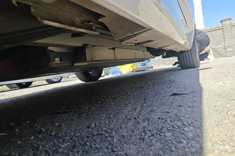 Used BYD Qin PLUS 2021 DM-i 120KM Prestige Model Chassis Front Left