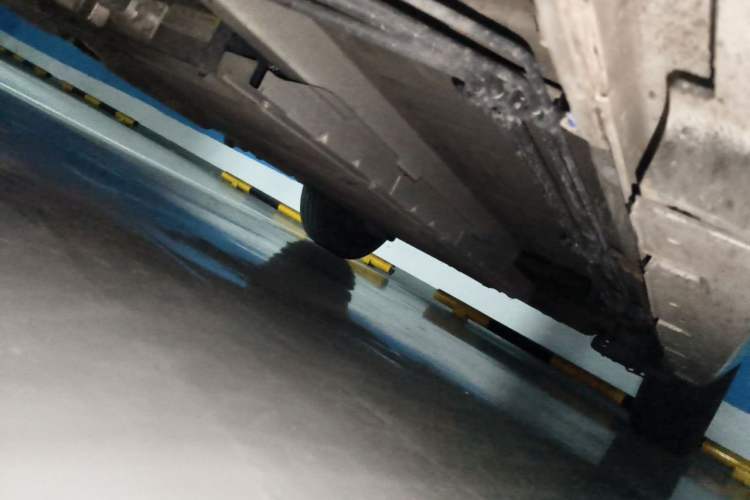 Used BYD Qin PLUS 2021 DM-i 55KM Prestige Model Chassis Front Left