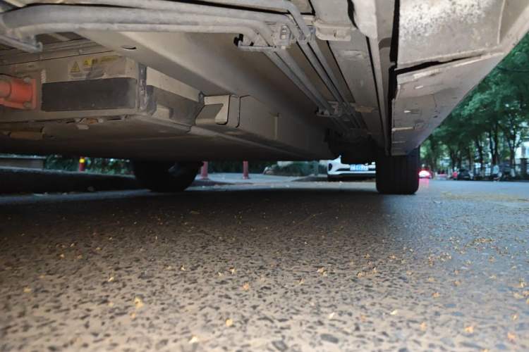 Used BYD Qin PLUS 2021 DM-i 120KM Flagship Model Chassis Front Left