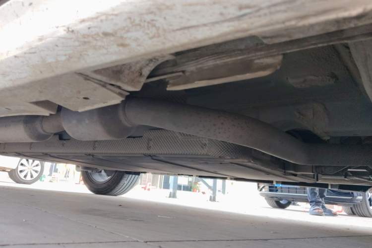 Used BYD Qin PLUS 2021 DM-i 55KM Flagship Model Chassis Front Right