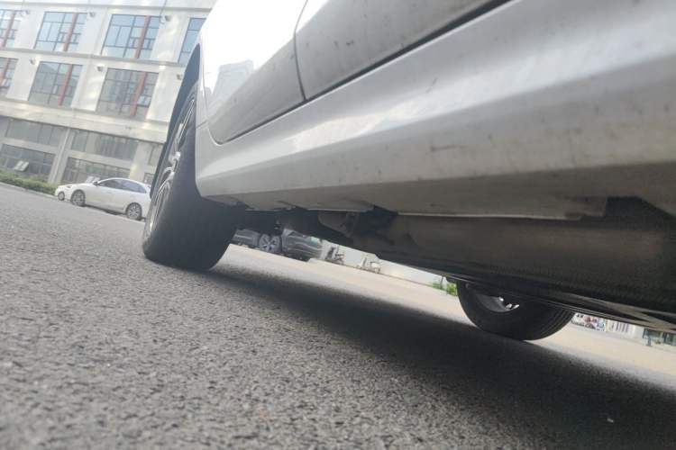 Used BYD Qin PLUS 2021 DM-i 120KM Prestige Model Chassis Front Right