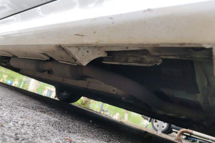 Used BYD Qin PLUS 2021 DM-i 55KM Flagship Model Chassis Front Right