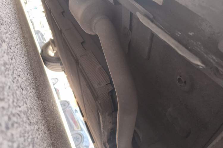 Used BYD Qin PLUS 2021 DM-i 55KM Flagship Model Chassis Front Right