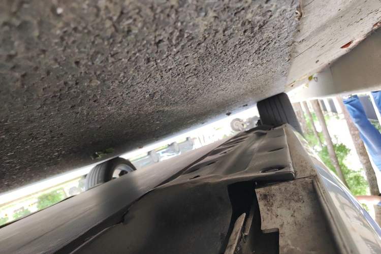 Used BYD Qin PLUS 2021 EV 600KM Flagship Model Chassis Front Right