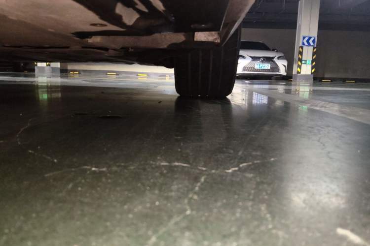 Used BYD Qin PLUS 2021 EV 500KM Luxury Model Chassis Front Right