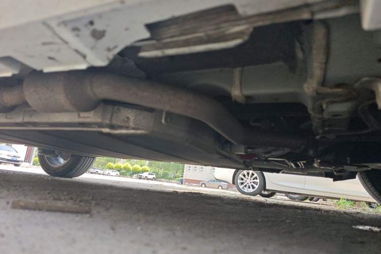 Used BYD Qin PLUS 2021 DM-i 120KM Prestige Model Chassis Front Right