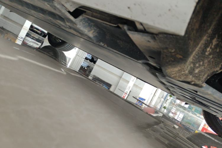 Used BYD Qin PLUS 2021 EV 600KM Flagship Model Chassis Front Right