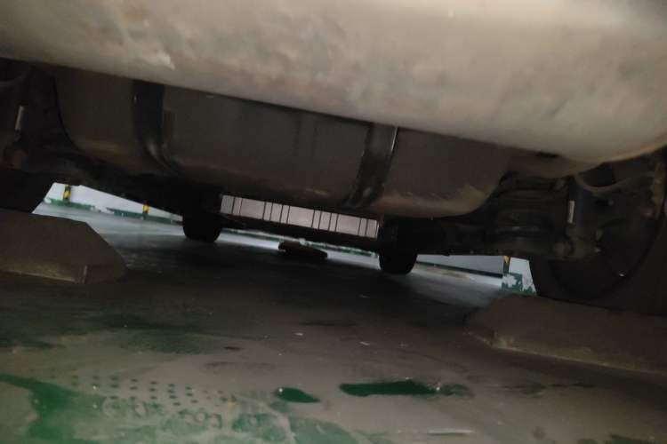 Used BYD Qin PLUS 2021 DM-i 55KM Flagship Model Chassis Rear