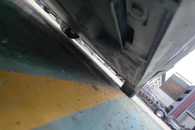 Used BYD Qin PLUS 2021 EV 500KM Premium Model Chassis Rear Right