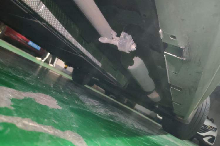 Used BYD Qin PLUS 2021 DM-i 55KM Flagship Model Chassis Rear Right