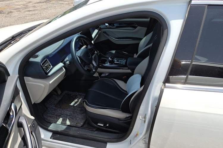 Used BYD Qin PLUS 2021 EV 400KM Luxury Model Driver Seat