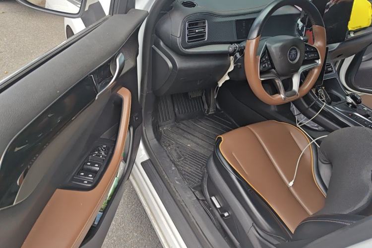 Used BYD Qin PLUS 2021 EV 600KM Flagship Model Driver Seat