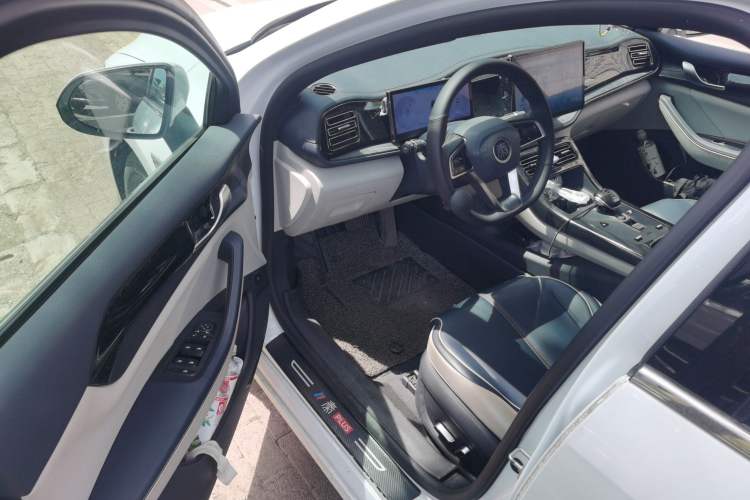 Used BYD Qin PLUS 2021 DM-i 55KM Prestige Model Driver Seat